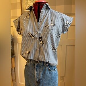 Zara Button-Up Shirt with Bird Print and matching buttons Size Small